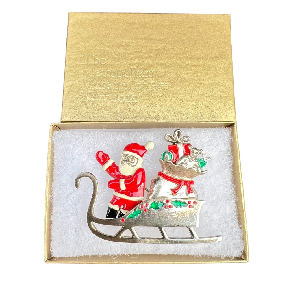 Santa Sleigh with Gifts pin brooch Vintage with box Metropolitan Museum of Art